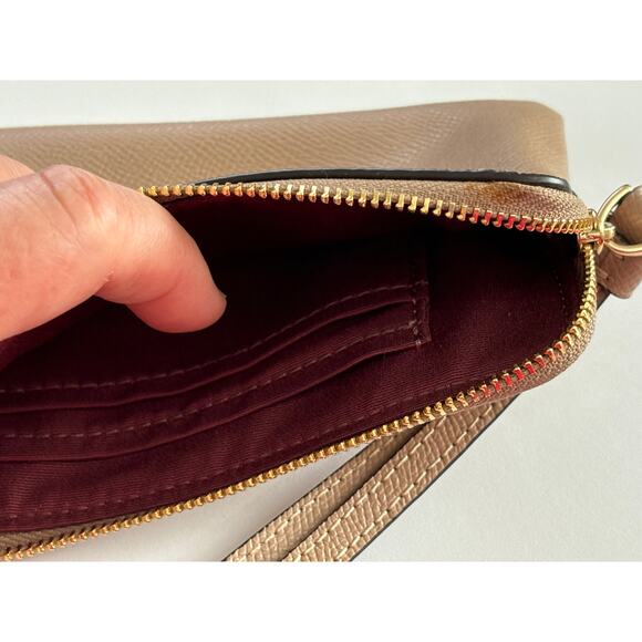 Coach Small Wristlet - Picture 5 of 5